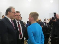 Feierliche Eroeffnung der Schule 11