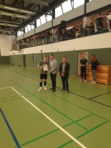 7k