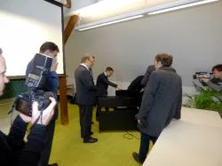 Feierliche Eroeffnung der Schule 31