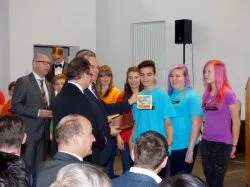 Feierliche Eroeffnung der Schule 26
