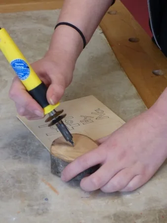 Bild zum Beitrag: Arbeitsgemeinschaft Holz