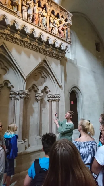 Bild zum Beitrag: Besuch im Naumburger Dom der Klassenstufe 6