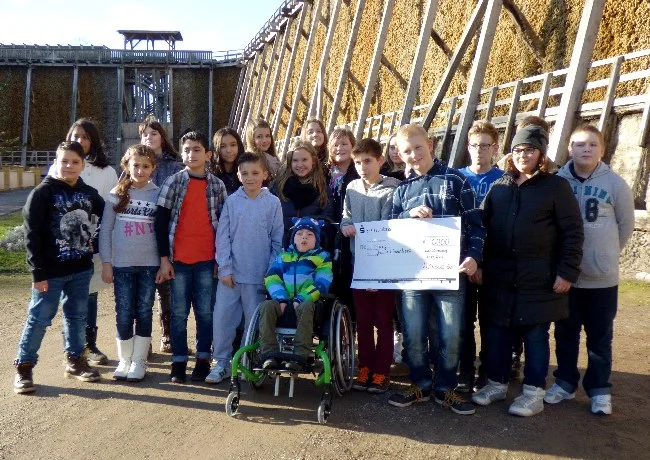 Scheckuebergabe 28 01 2016 1
